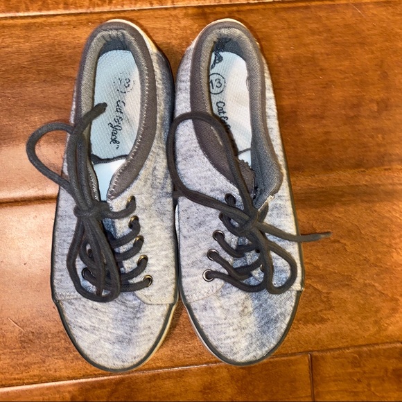 Cat & Jack Canvas Shoes - Picture 3 of 4
